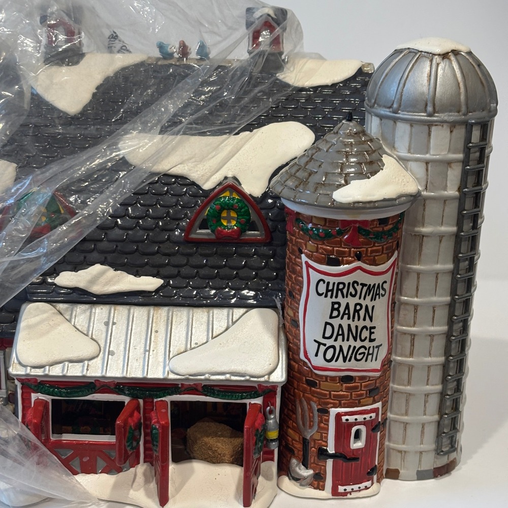 Dept 56 Snow Village Christmas Barn Dance Lighted Building 54860 Red Barn Silo